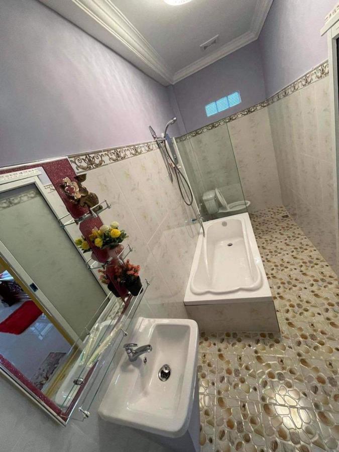 Mabuhay Guesthouse Kampot Ngoại thất bức ảnh
