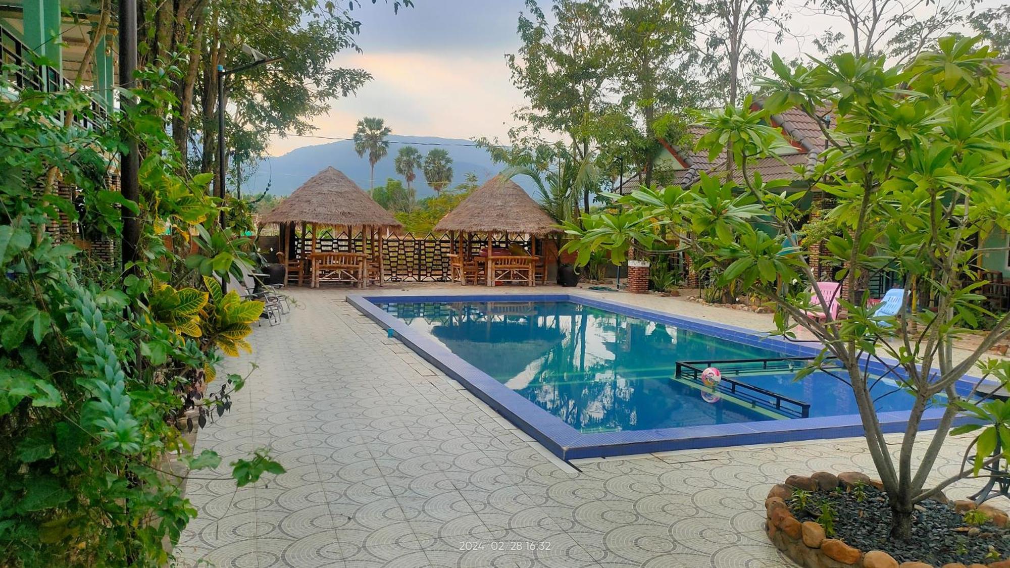 Mabuhay Guesthouse Kampot Ngoại thất bức ảnh