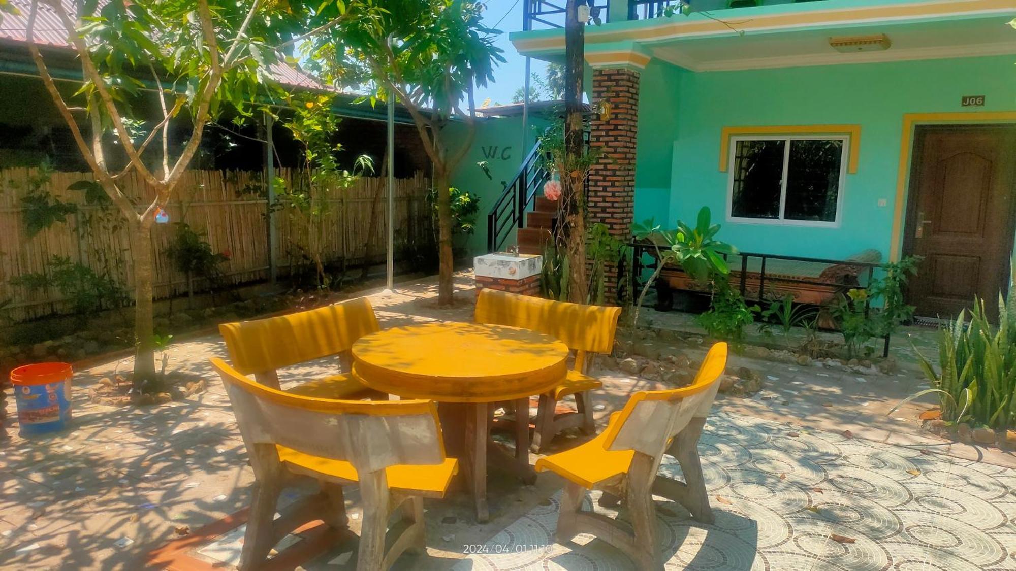 Mabuhay Guesthouse Kampot Ngoại thất bức ảnh